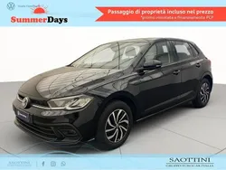Deep black perlato Usata 2024 VW Polo Life Tre volumi | 19.900 € (Buon prezzo)