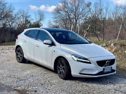 Bianco Usata 2017 Volvo V40 Ocean Race Tre volumi | 10.900 € (Molto cara)