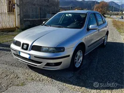 Usata 2002 Seat Leon Tre volumi | 2650 € (Cara)