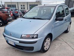 Blu Usata 2003 Fiat Punto Tre volumi | 1500 € (Buon prezzo)