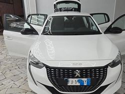Bianco Usata 2022 Peugeot 208 Due volumi | 11.999 € (Buon prezzo)