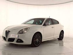 Bianco Usata 2010 Alfa Romeo Giulietta Quadrifoglio Verde Tre volumi | 8000 € (Buon prezzo)