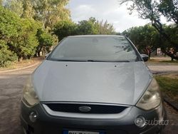 Grigio Usata 2008 Ford S-MAX Titanium Monovolume | 5000 € (Cara)