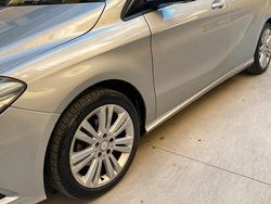 Grigio Usata 2013 Mercedes B180 Monovolume | 6850 € (Super prezzo)