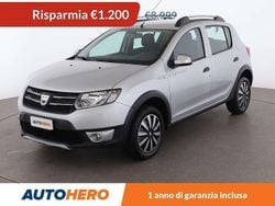 Argento Usata 2015 Dacia Sandero Prestige Due volumi | 7799 € (Buon prezzo)