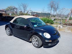 Nero Usata 2011 VW Maggiolino Cabrio | 8500 € (Buon prezzo)