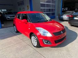 Rosso Usata 2016 Suzuki Swift Cool Tre volumi | 11.900 € (Molto cara)