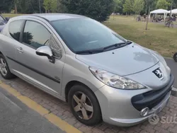 Usata 2009 Peugeot 207 Due volumi | 3200 € (Buon prezzo)