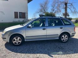 Usata 2004 Skoda Fabia Due volumi | 1450 € (Buon prezzo)