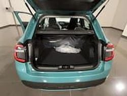 959 azzurro cielo d'italia Usata 2024 Fiat 600 Tre volumi | 20.490 € (Super prezzo)