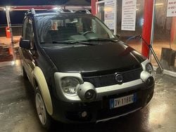 Usata 2009 Fiat Panda 4x4 Cross Due volumi | 6499 €