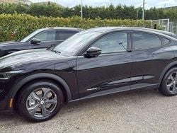 Nero Usata 2023 Ford Mustang Mach-E Extended Range SUV | 33.900 € (Cara)