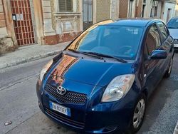 Blu Usata 2006 Toyota Yaris Due volumi | 3700 € (Cara)