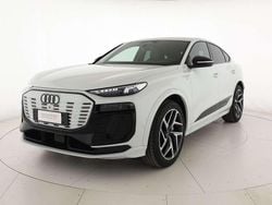 Bianco ghiaccio metallizzato Nuova 2025 Audi Q6 Sportback e-tron S-Line SUV | 85.500 €