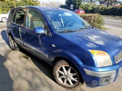 Blu Usata 2007 Ford Fusion Tre volumi | 2500 € (Buon prezzo)