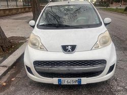 Usata 2010 Peugeot 107 Due volumi | 4000 € (Buon prezzo)