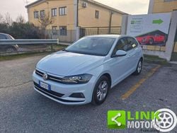 Grigio Usata 2019 VW Polo Comfortline Tre volumi | 14.350 € (Buon prezzo)