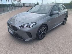 Skyscraper grey metallic Usata 2024 BMW 120 M Sport Due volumi | 39.000 €
