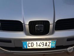 Grigio Usata 2002 Seat Leon Stella Tre volumi | 2200 € (Buon prezzo)