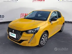 Giallo Usata 2023 Peugeot 208 Active Due volumi | 14.200 € (Ottimo prezzo)