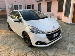 Bianco Usata 2018 Peugeot 208 Active Due volumi | 7500 € (Super prezzo)