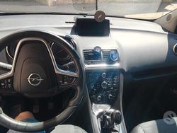 Grigio Usata 2015 Opel Meriva Monovolume | 6500 € (Buon prezzo)