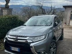 Usata 2015 Mitsubishi Outlander SUV | 17.000 € (Cara)
