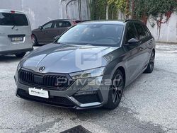 Grigio Usata 2022 Skoda Octavia RS Station wagon | 28.500 € (Super prezzo)