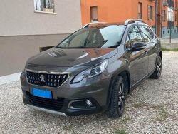 Grigio Usata 2019 Peugeot 2008 SUV | 13.000 € (Buon prezzo)
