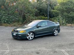 Verde Usata 2003 Opel Astra Coupé | 8000 €