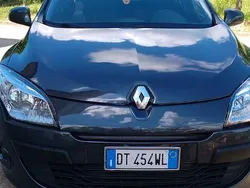 Usata 2009 Renault Mégane III Tre volumi | 2800 € (Buon prezzo)