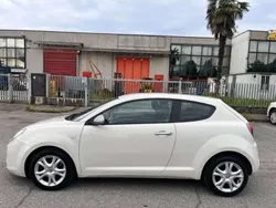 Usata 2012 Alfa Romeo MiTo Distinctive Due volumi | 2700 € (Ottimo prezzo)