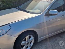 Usata 2007 Chevrolet Epica Tre volumi | 2000 €