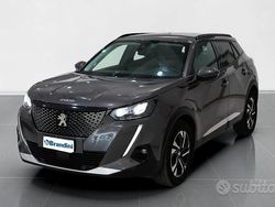 Grigio Usata 2021 Peugeot 2008 Active SUV | 16.065 € (Buon prezzo)
