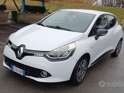 Bianco Usata 2015 Renault Clio IV Tre volumi | 5600 € (Buon prezzo)