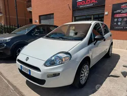 Bianco Usata 2018 Fiat Punto Street Due volumi | 8300 € (Buon prezzo)