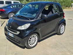 Usata 2011 Smart ForTwo Coupé Due volumi | 4990 € (Buon prezzo)