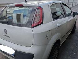 Bianco Usata 2011 Fiat Punto Evo Emotion Due volumi | 2200 € (Ottimo prezzo)