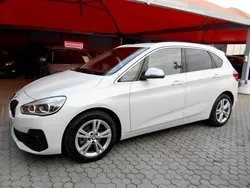 Bianco perlato Usata 2020 BMW 216 Luxury Line Monovolume | 14.990 € (Buon prezzo)
