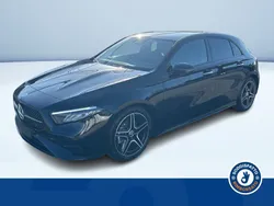 Nero metallizzato Usata 2024 Mercedes A180 Advanced Plus Tre volumi | 35.800 € (Buon prezzo)