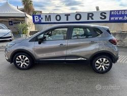 Grigio Usata 2018 Renault Captur Bose Edition SUV | 10.900 € (Buon prezzo)