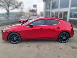 Soul red crystal Nuova 2025 Mazda 3 Tre volumi | 28.600 € (Buon prezzo)