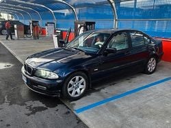 Blu Usata 1999 BMW 320 Tre volumi | 3500 € (Buon prezzo)