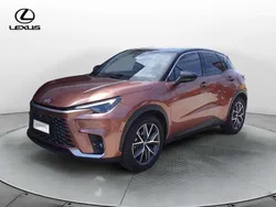 Bronzo Usata 2024 Lexus LBX SUV | 36.900 € (Buon prezzo)