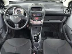 Argento Usata 2007 Toyota Aygo Sol Due volumi | 3300 € (Buon prezzo)