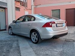 Grigio Usata 2012 Volvo S60 Tre volumi | 5800 € (Ottimo prezzo)