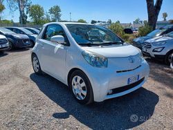 Bianco Usata 2010 Toyota iQ Sol Due volumi | 7990 € (Molto cara)