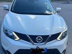 Bianco Usata 2015 Nissan Qashqai Tekna SUV | 11.800 € (Buon prezzo)