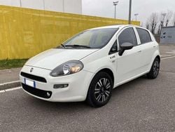 Bianco Usata 2016 Fiat Punto Young Tre volumi | 6400 € (Ottimo prezzo)