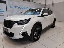 Bianco Usata 2021 Peugeot 2008 Allure SUV | 18.900 € (Buon prezzo)